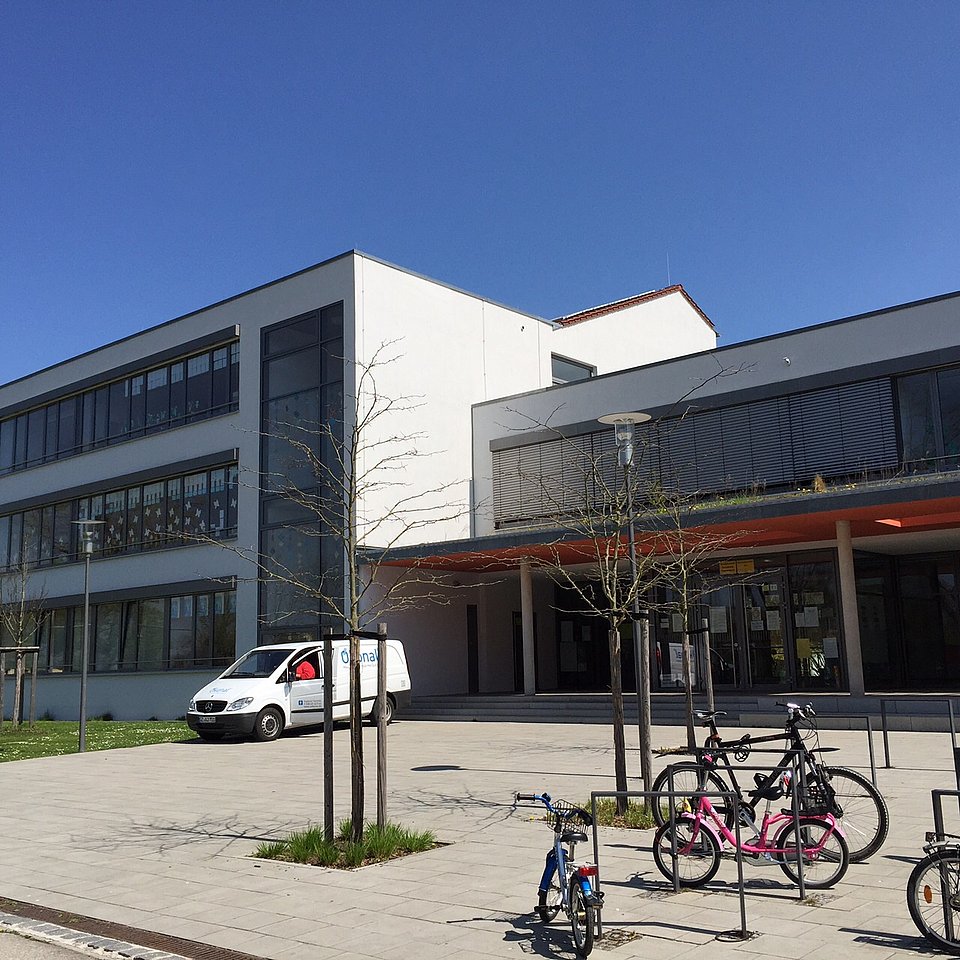 Fahrradstation an der Herrenbach-Grundschule