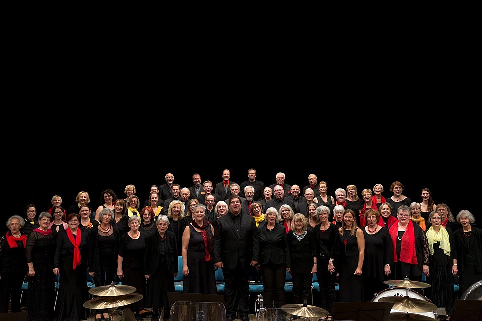 Aufführung Friedensmesse von Karl Jenkins mit multikulturellen/-religiösen Teilnehmern