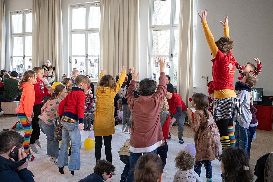 Auf die Bühne. Fertig. Los! Der neue Spielort des Jungen Theaters Augsburg e.V.
